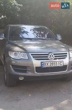 Внедорожник / Кроссовер Volkswagen Touareg 2007 в Хмельницком