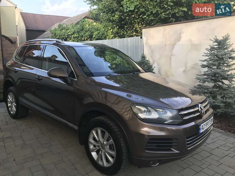 Позашляховик / Кросовер Volkswagen Touareg 2013 в Ужгороді фото 14 Позашляховик / Кросовер Volkswagen Touareg 2013 в Ужгороді