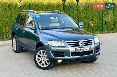 Внедорожник / Кроссовер Volkswagen Touareg 2006 в Одессе
