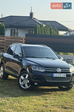 Внедорожник / Кроссовер Volkswagen Touareg 2014 в Черкассах