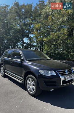 Внедорожник / Кроссовер Volkswagen Touareg 2007 в Днепре