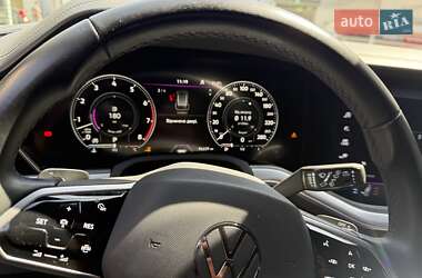 Позашляховик / Кросовер Volkswagen Touareg 2022 в  фото 17 Позашляховик / Кросовер Volkswagen Touareg 2022 в