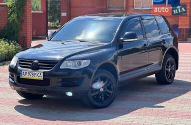 Внедорожник / Кроссовер Volkswagen Touareg 2007 в 