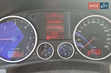 Внедорожник / Кроссовер Volkswagen Touareg 2009 в Киеве