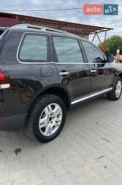Внедорожник / Кроссовер Volkswagen Touareg 2008 в 