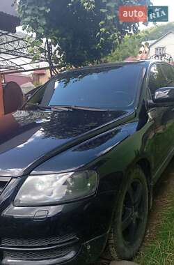 Внедорожник / Кроссовер Volkswagen Touareg 2006 в Тячеве