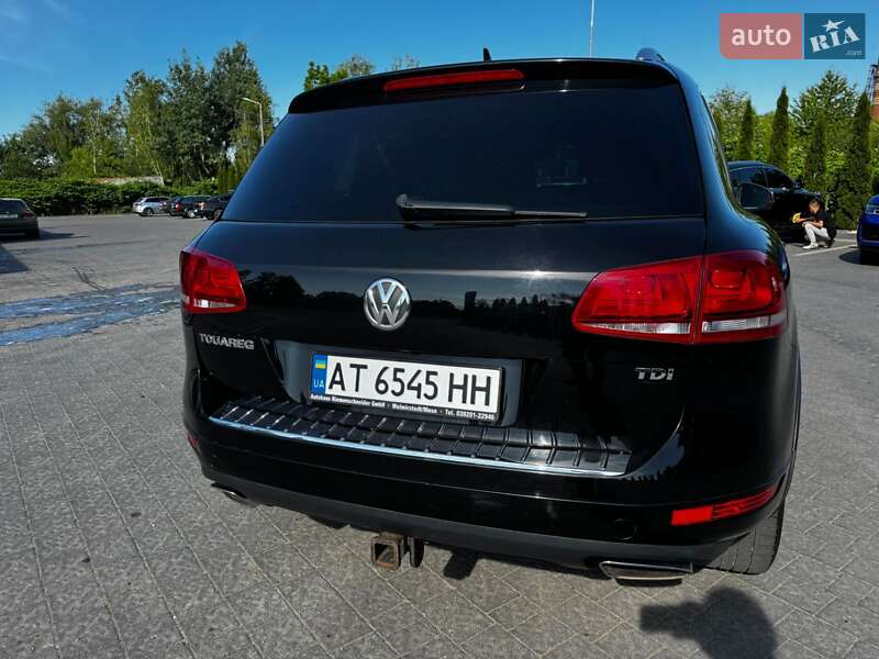 Внедорожник / Кроссовер Volkswagen Touareg 2012 в Надворной