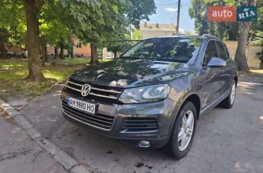 Внедорожник / Кроссовер Volkswagen Touareg 2013 в Житомире