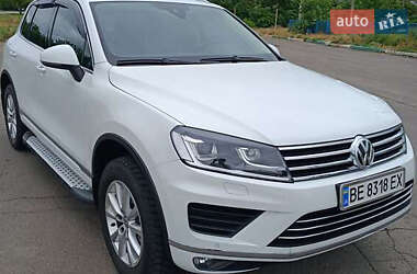 Внедорожник / Кроссовер Volkswagen Touareg 2017 в Киеве