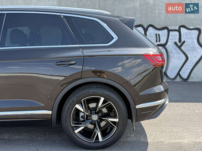 Позашляховик / Кросовер Volkswagen Touareg 2021 в Львові фото 26 Позашляховик / Кросовер Volkswagen Touareg 2021 в Львові