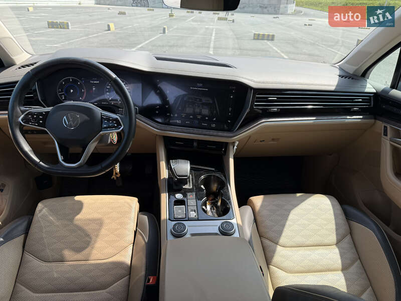 Позашляховик / Кросовер Volkswagen Touareg 2021 в Львові фото 47 Позашляховик / Кросовер Volkswagen Touareg 2021 в Львові