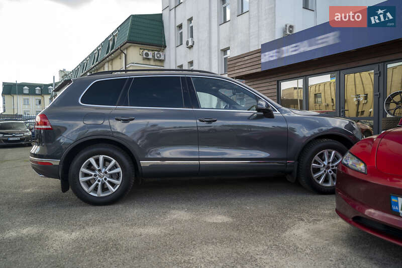 Внедорожник / Кроссовер Volkswagen Touareg 2015 в Киеве фото 15 Внедорожник / Кроссовер Volkswagen Touareg 2015 в Киеве