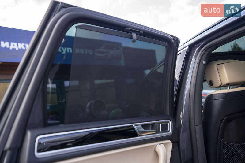 Внедорожник / Кроссовер Volkswagen Touareg 2015 в Киеве фото 30 Внедорожник / Кроссовер Volkswagen Touareg 2015 в Киеве