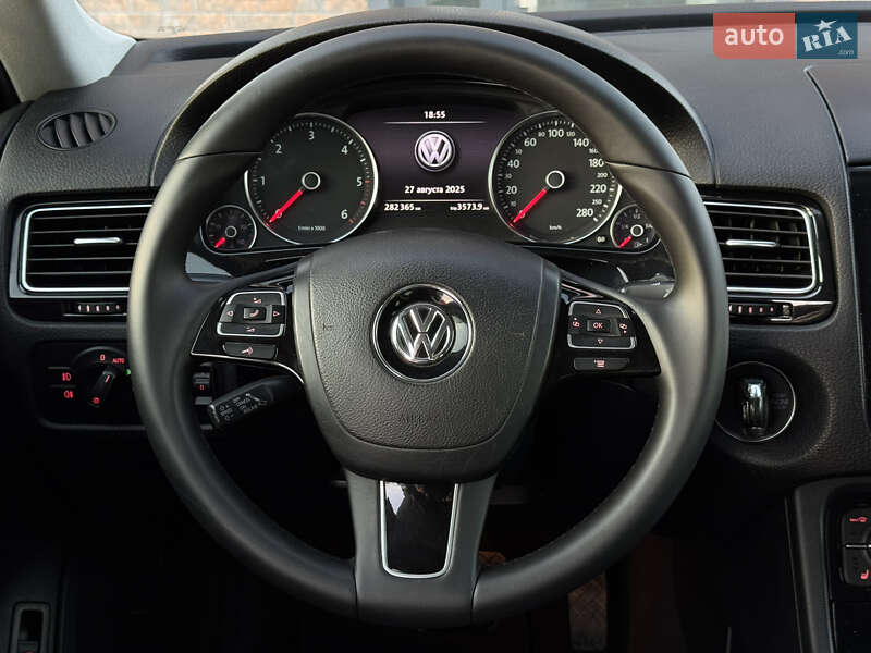 Позашляховик / Кросовер Volkswagen Touareg 2012 в Тернополі