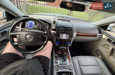 Позашляховик / Кросовер Volkswagen Touareg 2004 в Львові