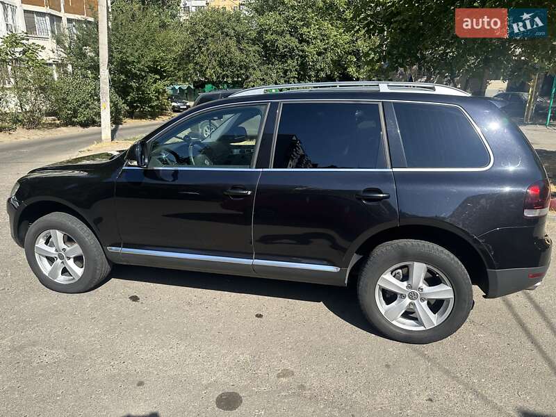 Позашляховик / Кросовер Volkswagen Touareg 2007 в Одесі