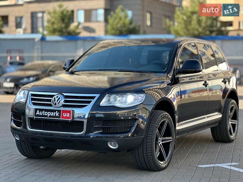 Внедорожник / Кроссовер Volkswagen Touareg 2008 в 