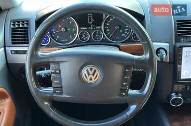 Внедорожник / Кроссовер Volkswagen Touareg 2008 в 
