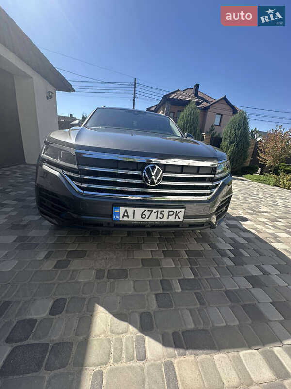 Внедорожник / Кроссовер Volkswagen Touareg 2021 в 