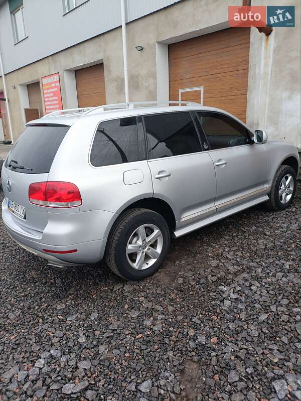 Внедорожник / Кроссовер Volkswagen Touareg 2006 в Виннице