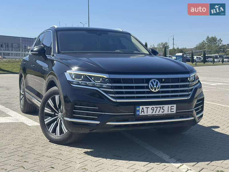 Внедорожник / Кроссовер Volkswagen Touareg 2018 в Коломые