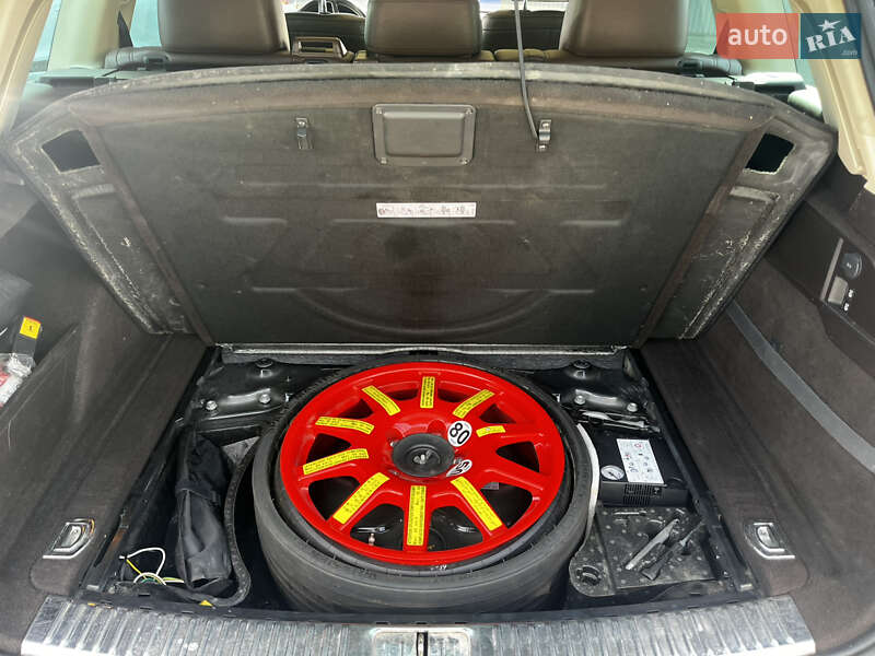 Позашляховик / Кросовер Volkswagen Touareg 2012 в Тернополі фото 46 Позашляховик / Кросовер Volkswagen Touareg 2012 в Тернополі