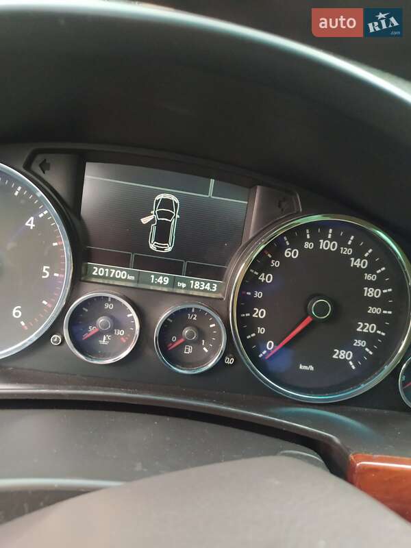 Позашляховик / Кросовер Volkswagen Touareg 2007 в П'ятихатках