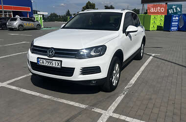 Позашляховик / Кросовер Volkswagen Touareg 2014 в Умані