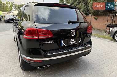 Внедорожник / Кроссовер Volkswagen Touareg 2017 в 