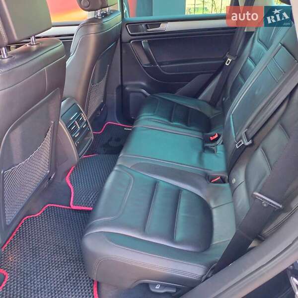 Внедорожник / Кроссовер Volkswagen Touareg 2016 в Коростене фото 16 Внедорожник / Кроссовер Volkswagen Touareg 2016 в Коростене