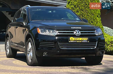 Позашляховик / Кросовер Volkswagen Touareg 2012 в Львові