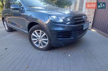 Позашляховик / Кросовер Volkswagen Touareg 2012 в Дніпрі