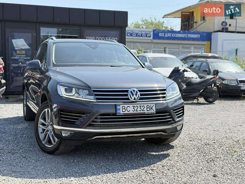 Позашляховик / Кросовер Volkswagen Touareg 2015 в Львові фото 17 Позашляховик / Кросовер Volkswagen Touareg 2015 в Львові