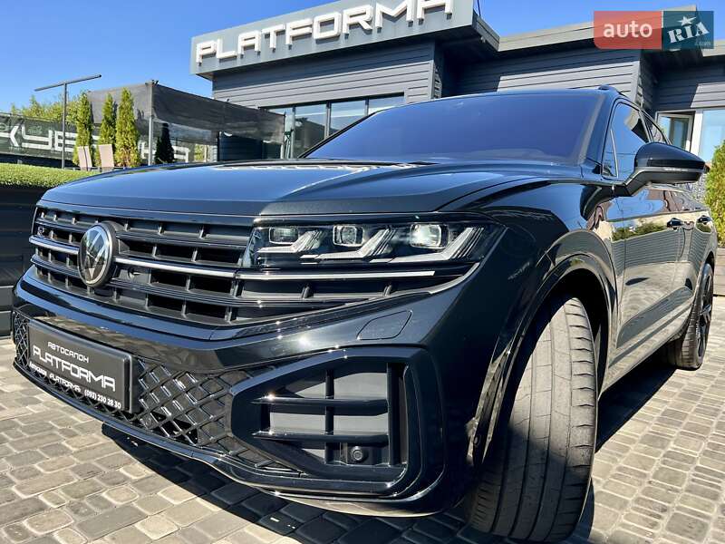 Внедорожник / Кроссовер Volkswagen Touareg 2023 в Киеве