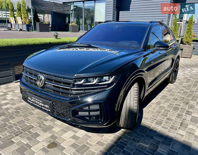 Внедорожник / Кроссовер Volkswagen Touareg 2023 в Киеве