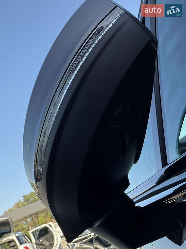 Внедорожник / Кроссовер Volkswagen Touareg 2022 в Черновцах