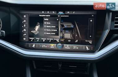 Внедорожник / Кроссовер Volkswagen Touareg 2022 в 