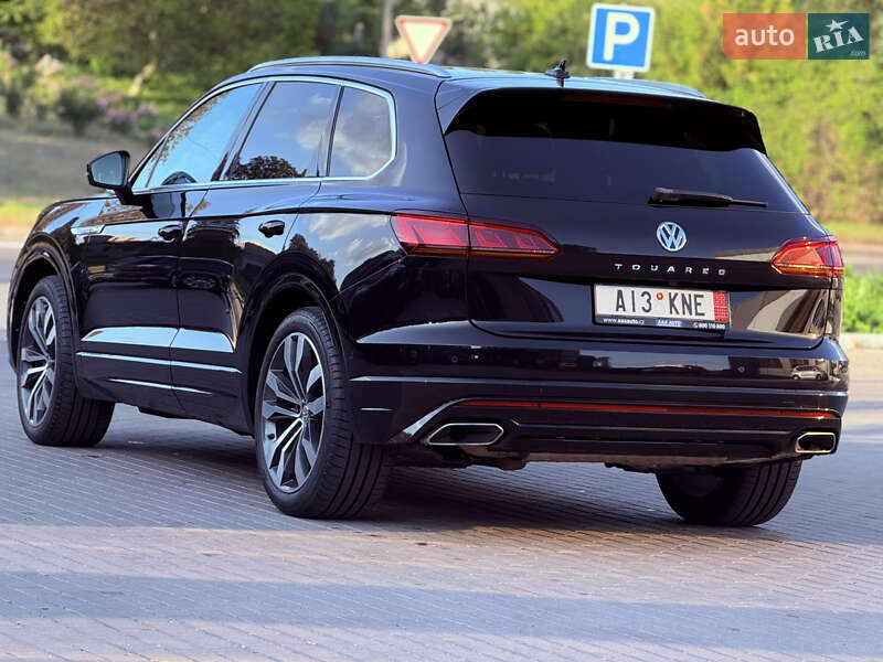 Внедорожник / Кроссовер Volkswagen Touareg 2019 в Ровно
