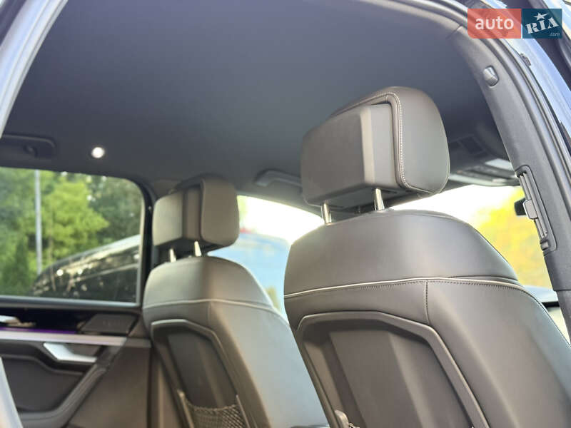 Внедорожник / Кроссовер Volkswagen Touareg 2019 в Ровно