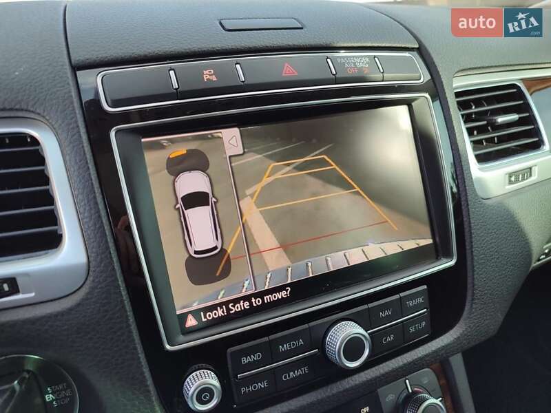 Внедорожник / Кроссовер Volkswagen Touareg 2015 в Киеве фото 19 Внедорожник / Кроссовер Volkswagen Touareg 2015 в Киеве