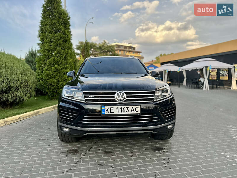 Внедорожник / Кроссовер Volkswagen Touareg 2018 в Днепре