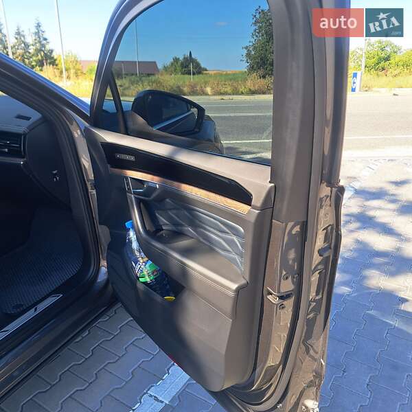 Внедорожник / Кроссовер Volkswagen Touareg 2023 в Тульчине