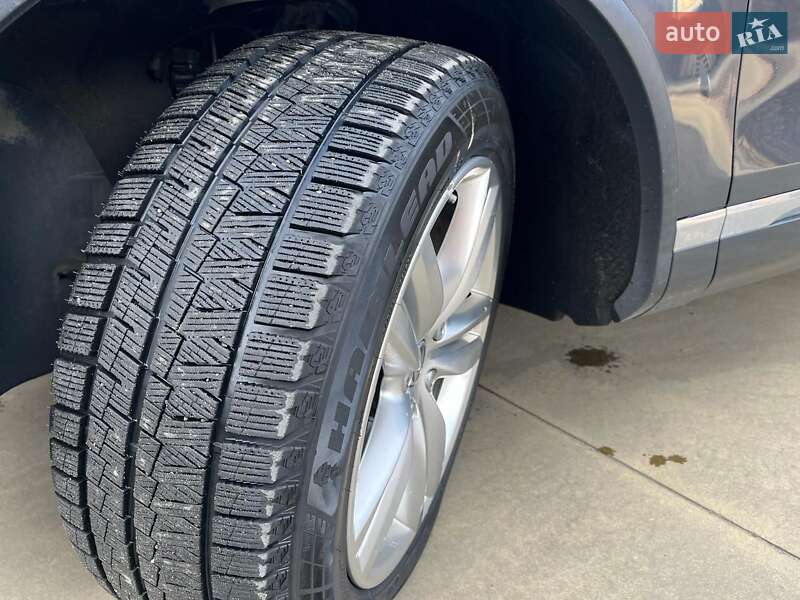 Позашляховик / Кросовер Volkswagen Touareg 2013 в Києві фото 6 Позашляховик / Кросовер Volkswagen Touareg 2013 в Києві