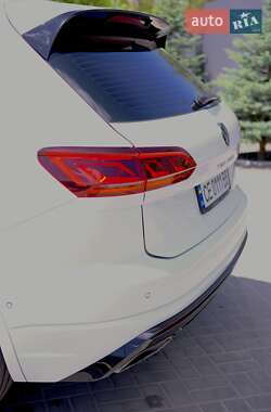 Внедорожник / Кроссовер Volkswagen Touareg 2020 в 