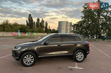 Внедорожник / Кроссовер Volkswagen Touareg 2017 в 
