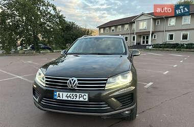 Внедорожник / Кроссовер Volkswagen Touareg 2017 в 