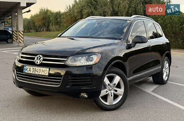 Позашляховик / Кросовер Volkswagen Touareg 2012 в Києві