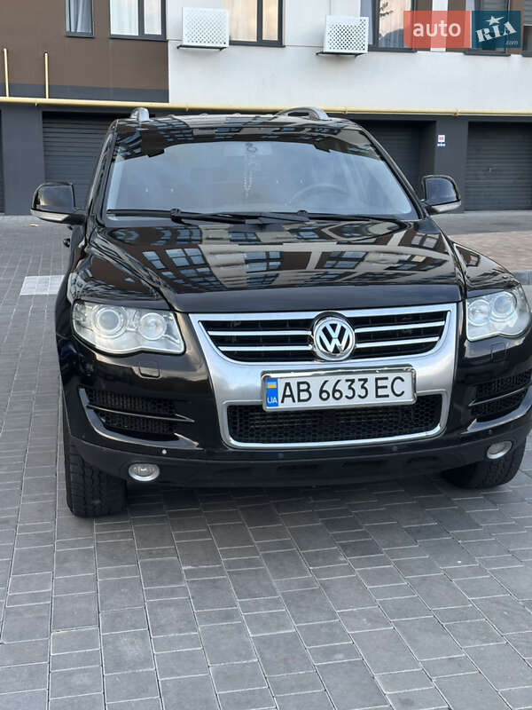 Внедорожник / Кроссовер Volkswagen Touareg 2008 в Виннице