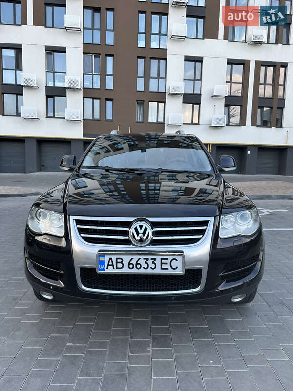 Внедорожник / Кроссовер Volkswagen Touareg 2008 в Виннице