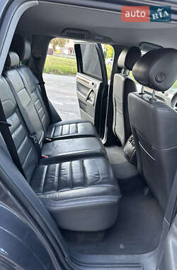 Внедорожник / Кроссовер Volkswagen Touareg 2007 в 